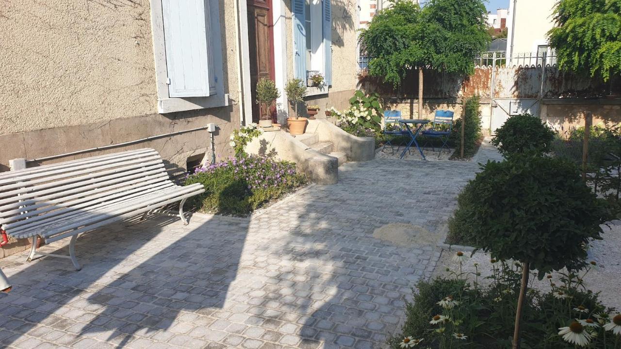 La Josephine Bed and Breakfast Cosne-sur-Loire Buitenkant foto